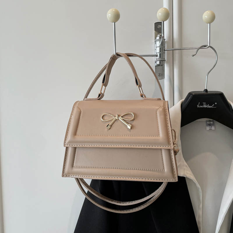 Damen elegante Handtasche mit verspieltem Schleifendesign Nord Taschen