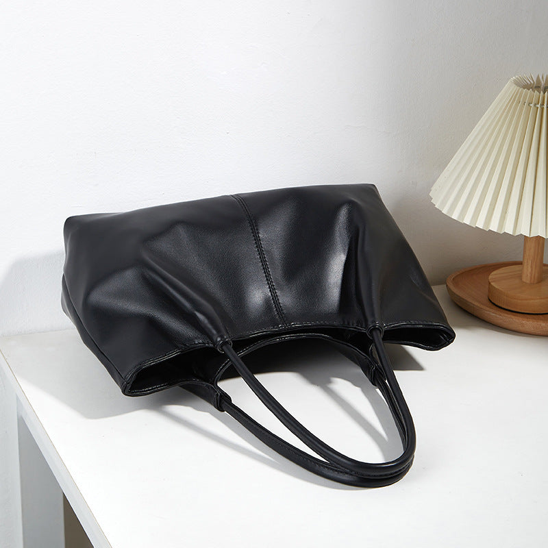 Damen Hobo-Tasche mit eleganter Geschmeidigkeit und stilvollem Design Nord Taschen
