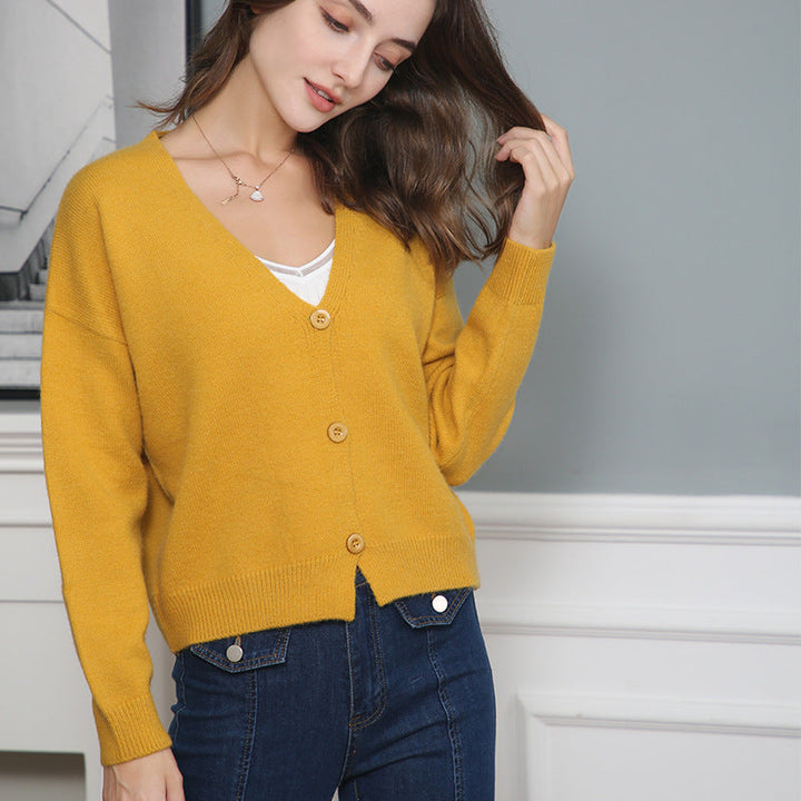Damen Strickjacke mit V-Ausschnitt und Knopfdetails