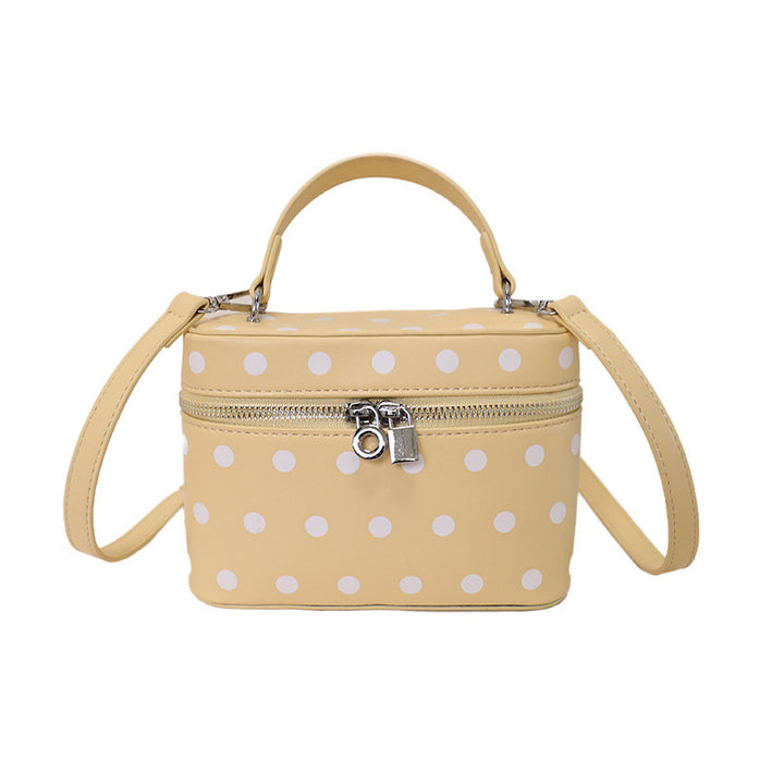Damen Mini-Handtasche mit verspieltem Design und eleganten Akzenten Nord Taschen