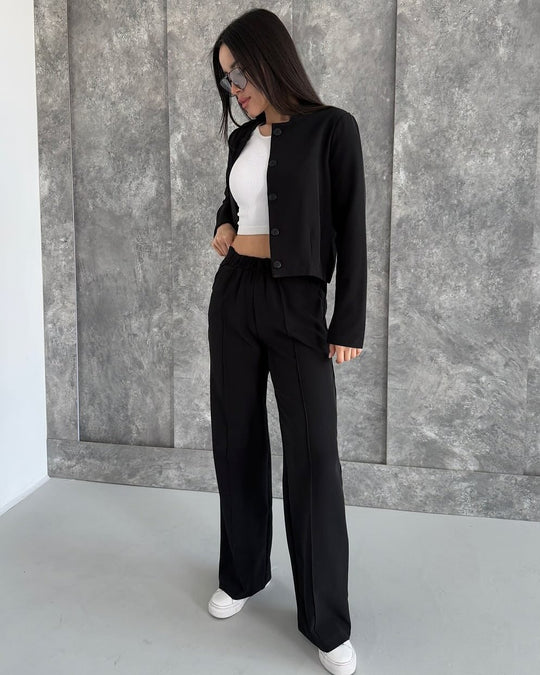 Damen Elegantes Zweiteiler-Set mit Kurzjacke und Hochbund-Faltenhose Nord Taschen