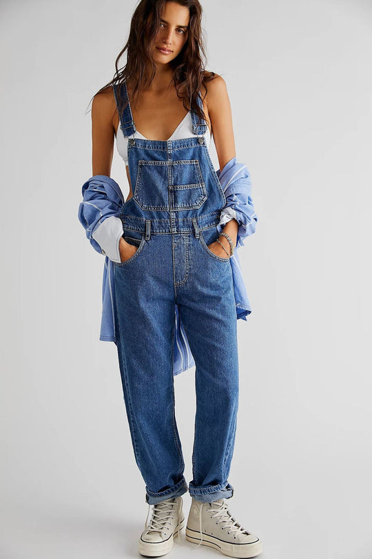 Damen lässige Denim-Latzhose mit praktischen Taschen und verstellbarem Bund Nord Taschen