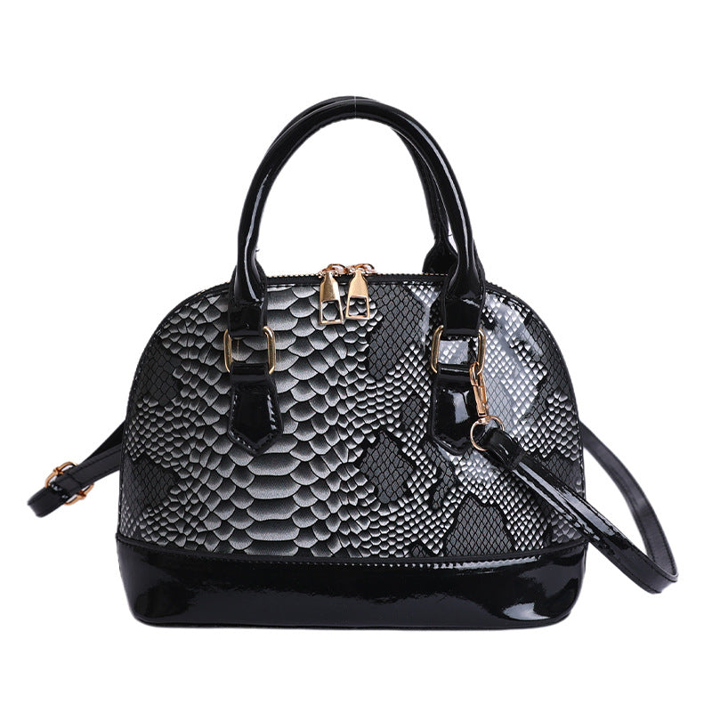 Damen elegante Handtasche im stilvollen Schlangenleder-Look Nord Taschen