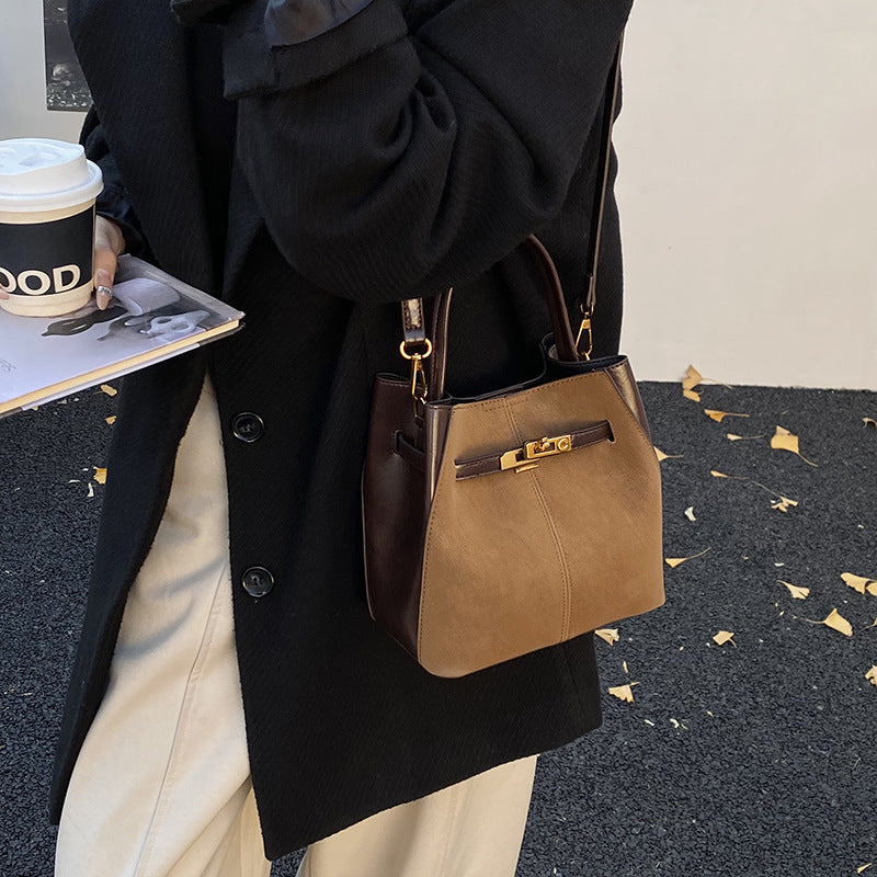 Damen stilvolle Handtasche mit luxuriösem Verschluss Nord Taschen