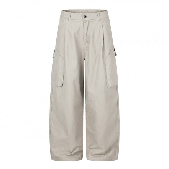 Damen weite Cargo‑Culottehose mit hoher Taille, aufgesetzten Klappentaschen und lässiger Cropped‑Silhouette Nord Taschen
