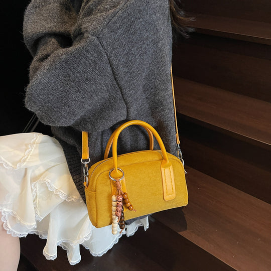 Damen Vintage-inspiriertes Handtaschenmodell mit abnehmbarem Anhänger Nord Taschen