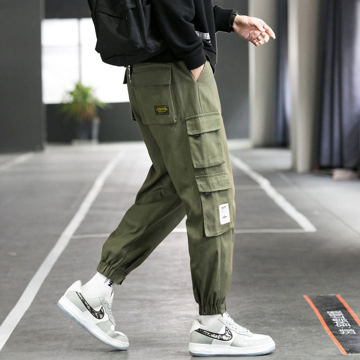 Herren Cargo-Joggerhose mit mehreren aufgesetzten Taschen, elastischem Bund und gekräuselten Knöcheln Nord Taschen