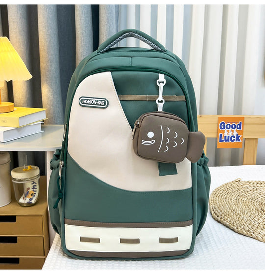 Damen Rucksack mit funktionalem Fächerdesign und süßem Fischanhänger Nord Taschen