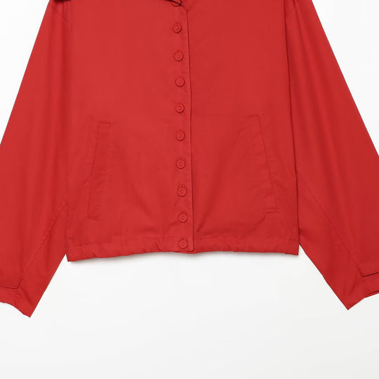 Damen Leichte Hemdjacke mit übergroßem Kragen, durchgehender Knopfleiste und aufgesetzten Taschen Nord Taschen