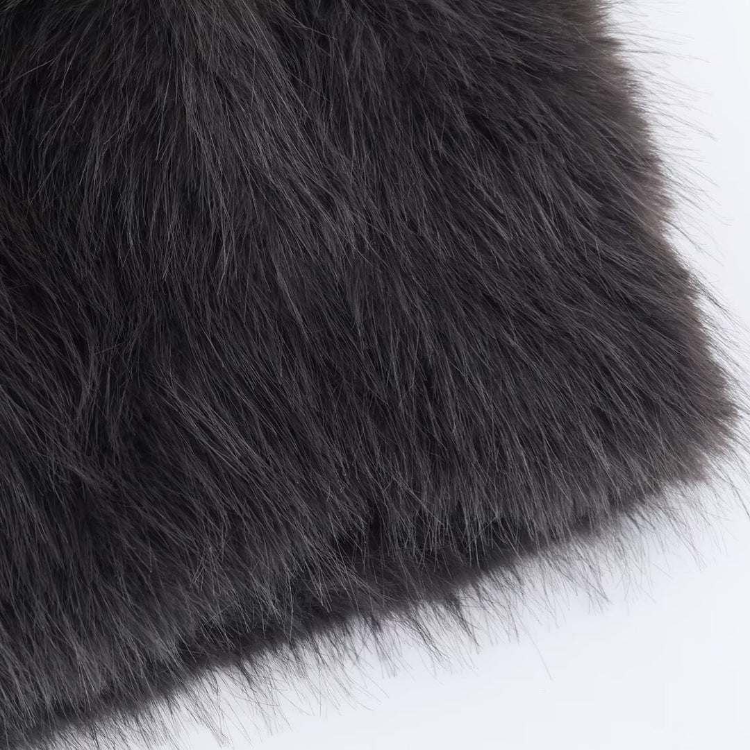 Damen Kurze Faux‑Fur‑Jacke mit Stehkragen und Boxy‑Schnitt Nord Taschen