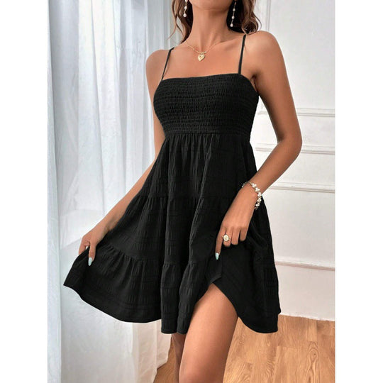 Damen luftiges Sommerkleid mit legerem Schnitt und eleganten Spaghetti-Trägern