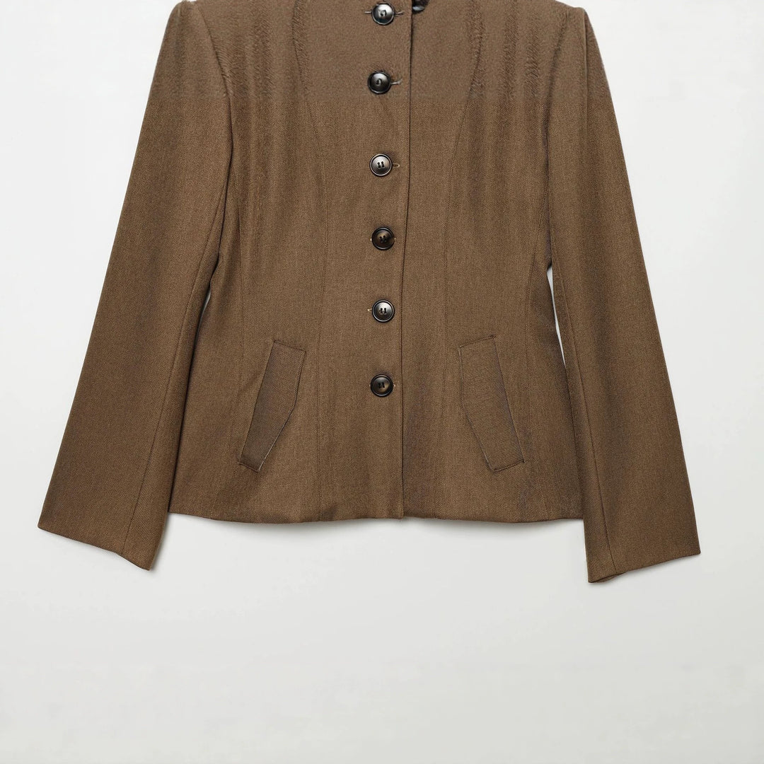 Damen Taillierte Kurzjacke im Wollmix mit Stehkragen und figurnahen Abnähern Nord Taschen