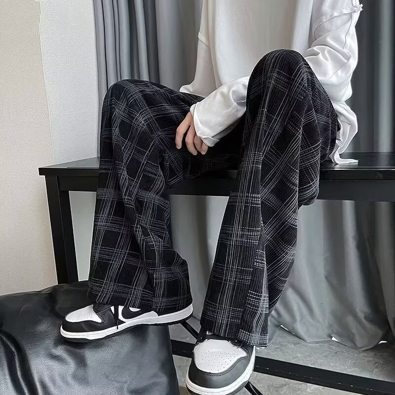 Damen Weit geschnittene Karohose Nord Taschen