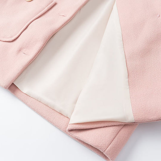 Damen Kurzjacke aus Wollmix mit Rundhalsausschnitt, aufgesetzten Taschen und goldenen Zierknöpfen Nord Taschen