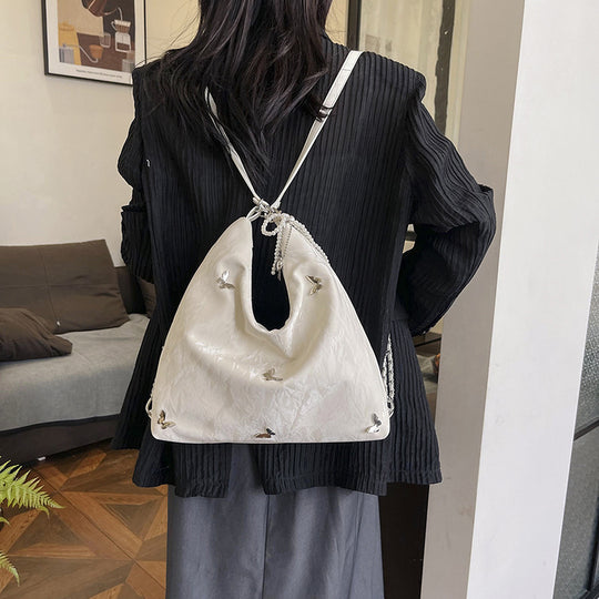 Damen Schultertasche mit modischen Ketten- und Perlendetails | Nord Taschen