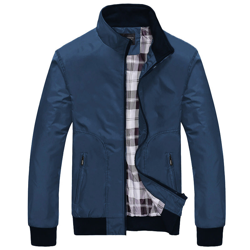 Herren leichter Nylon-Bomber mit kariertem Innenfutter, hohem Stehkragen und Reißverschlusstaschen Nord Taschen