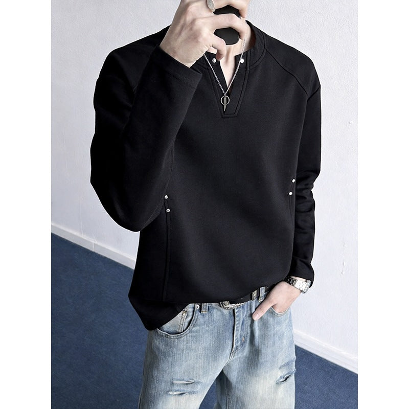 Herren Oversize-Sweatshirt mit V‑Schlitz, Raglanärmeln und Nieten-Details Nord Taschen
