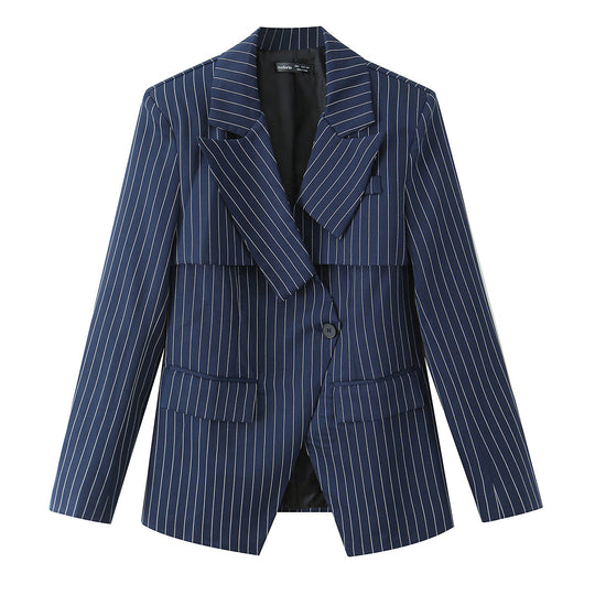 Damen Eleganter Nadelstreifen-Blazer mit asymmetrischem Revers und Pattentaschen Nord Taschen