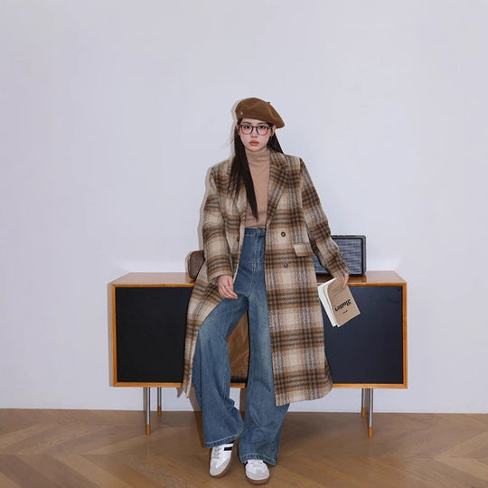 Damen Karierter Bouclé-Blazer mit Reverskragen und aufgesetzten Taschen Nord Taschen
