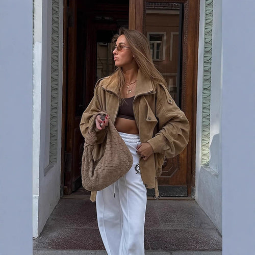 Damen Oversize Veloursleder-Jacke im Bomberstil mit Schulterklappen und taillierbarem Bund Nord Taschen