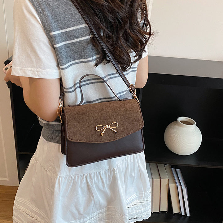 Damen elegante Umhängetasche mit Schmuckdetails Nord Taschen