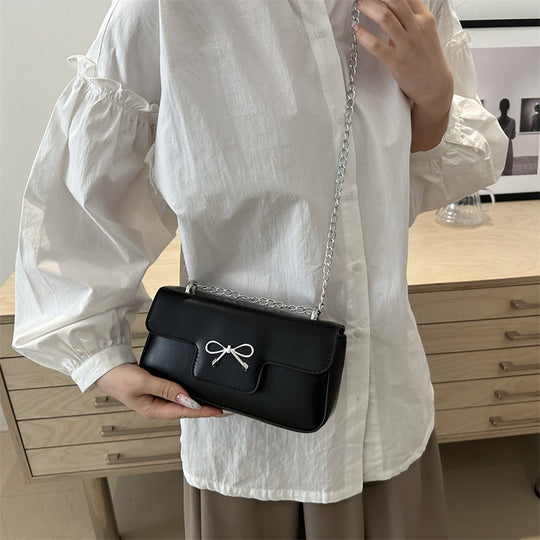 Damen Taschenset mit Kettenriemen und elegantem Schleifenakzent Nord Taschen