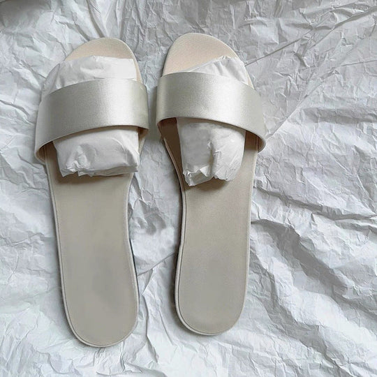 Damen elegante Slides mit breitem Satin-Riemen und komfortablem Fußbett