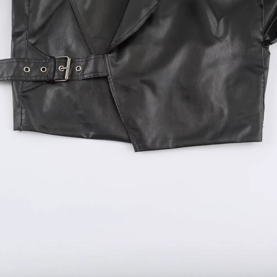 Damen Kurzer Cropped Kunstleder‑Blouson mit übergroßem Schalkragen und seitlicher Schnallen‑Taillierung Nord Taschen