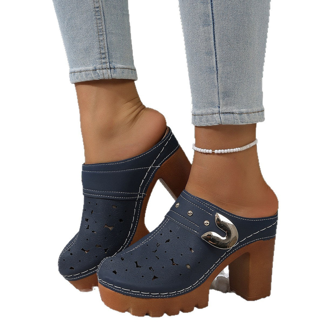 Damen modische Clogs mit perforiertem Design und elegantem Blockabsatz