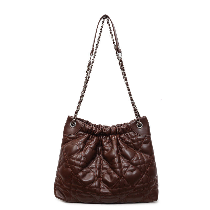 Damen geflochtene Hobo-Tasche mit dekorativem Kettenakzent Nord Taschen