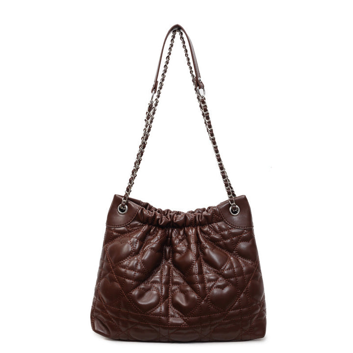 Damen geflochtene Hobo-Tasche mit dekorativem Kettenakzent Nord Taschen