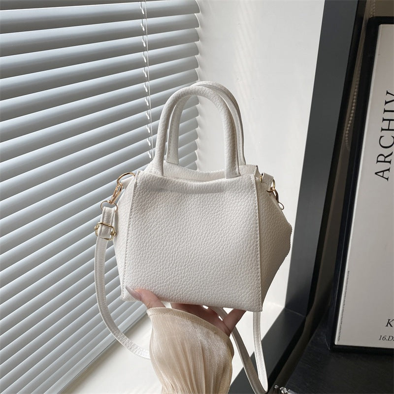 Damen modische Handtasche im strukturierten Design Nord Taschen