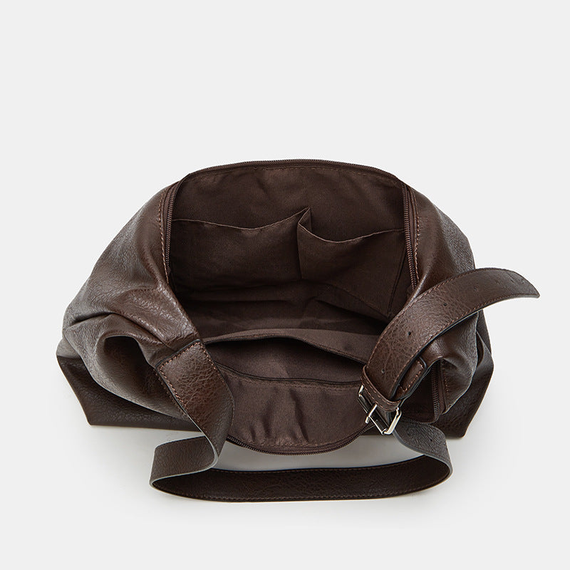 Damen Hobo-Tasche mit geschmeidiger Lederstruktur und verstellbarem Schulterriemen Nord Taschen