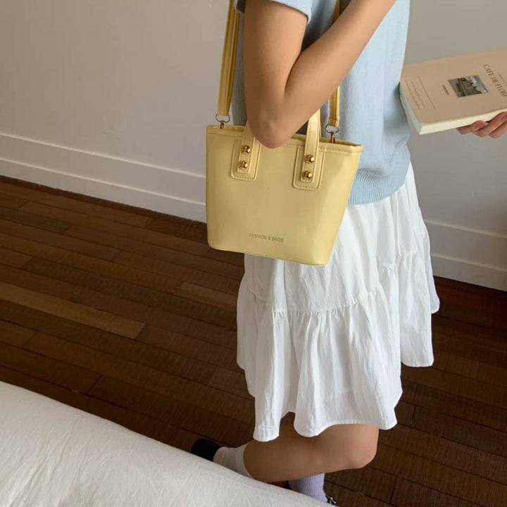 Damen Mini-Handtasche mit elegantem Tragegriff und praktischem Innenfach Nord Taschen