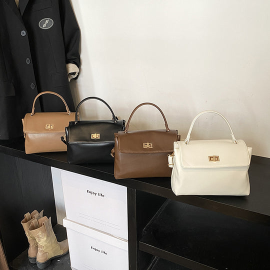 Damen Handtasche mit elegantem Klappenverschluss und hochwertigem Kunstleder Nord Taschen