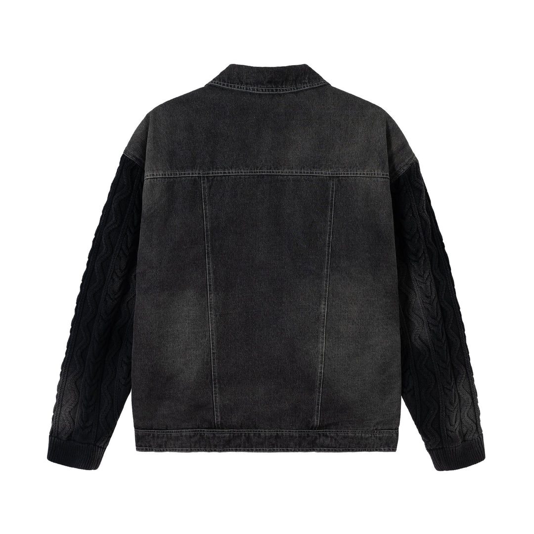 Herren Jeansjacke mit aufgesetzten Lederbrusttaschen und Zopfmusterstrickärmeln Nord Taschen
