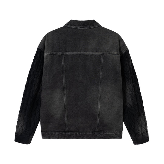 Herren Jeansjacke mit aufgesetzten Lederbrusttaschen und Zopfmusterstrickärmeln Nord Taschen