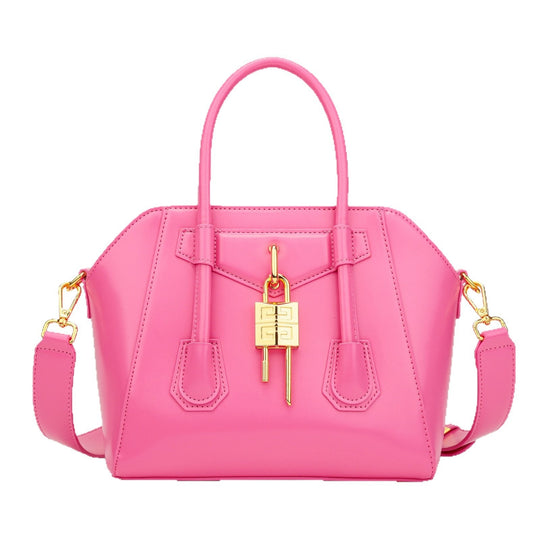 Damen Handtasche im modernen, strukturierten Design mit goldenen Akzenten Nord Taschen