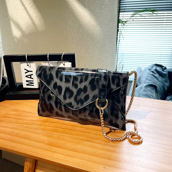 Damen elegante Clutch mit Leopard-Design Nord Taschen