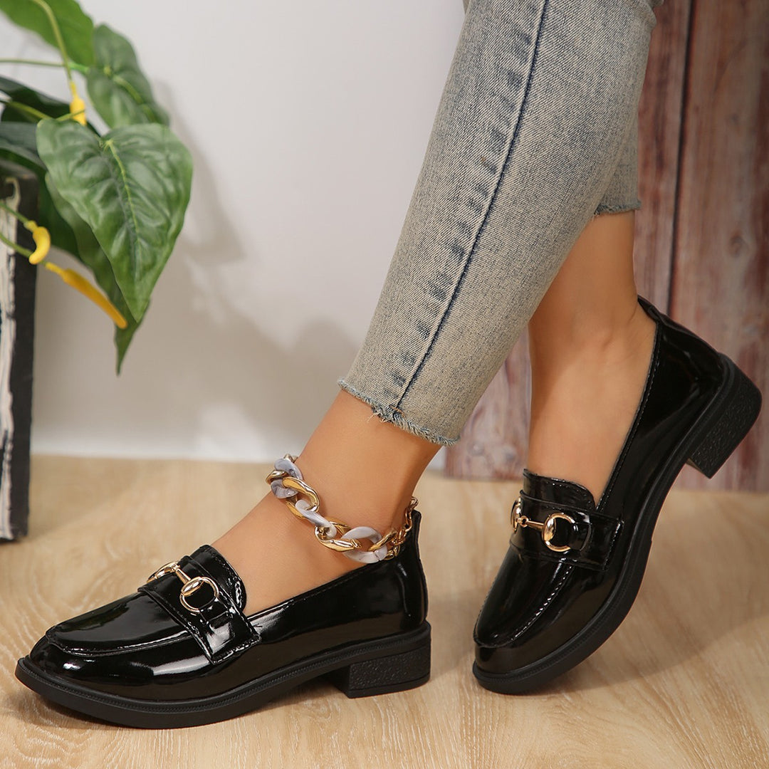 Damen Lackleder-Plateau-Loafer mit goldener Horsebit-Detail und niedrigem Blockabsatz Nord Taschen