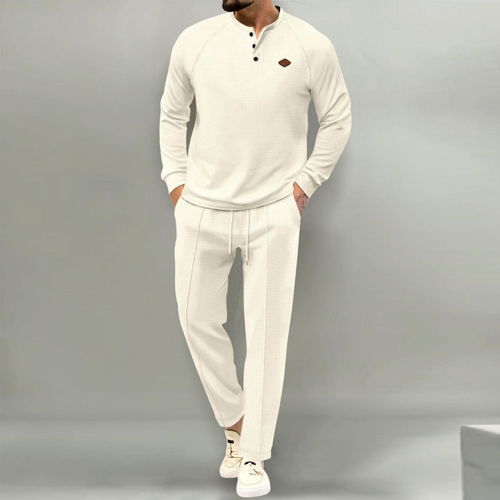 Herren hochwertiger Freizeitanzug mit Knopfleiste und eleganten Taschen