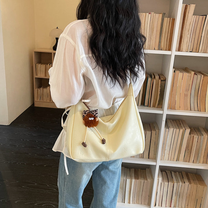Damen Schultertasche mit verspieltem Bezug Nord Taschen