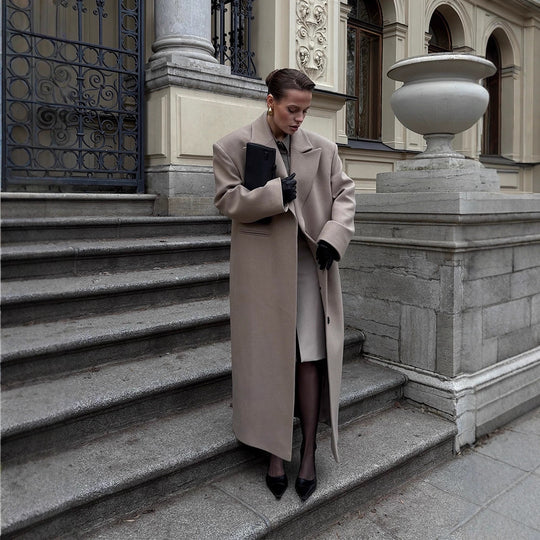 Damen Maxilanger Clean-Cut Wollmixmantel mit übergroßem Revers und gerader Silhouette Nord Taschen