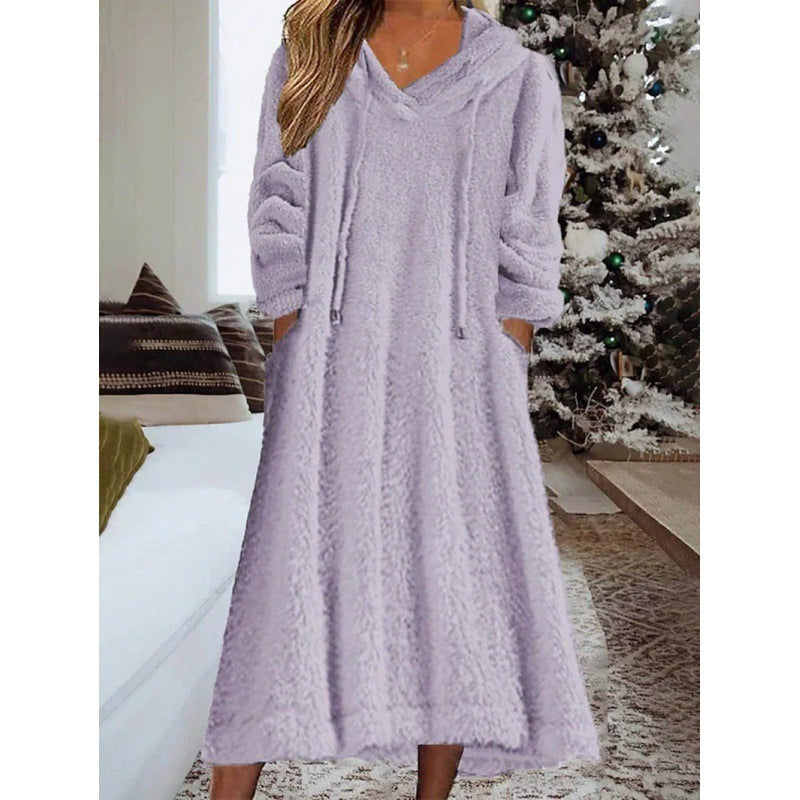 Damen Maxikleid aus Teddy-Fleece mit Kapuze, V-Ausschnitt und Eingrifftaschen Nord Taschen