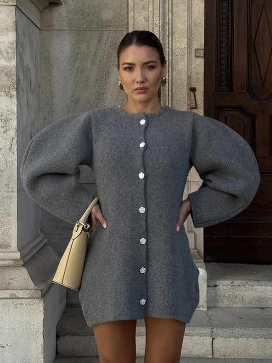 Damen Strick-Minikleid-Cardigan mit voluminösen Ballonärmeln und Zierknopfleiste Nord Taschen