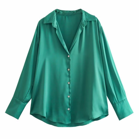 Damen Oversized Satinbluse mit Hemdkragen und breiten Manschetten Nord Taschen