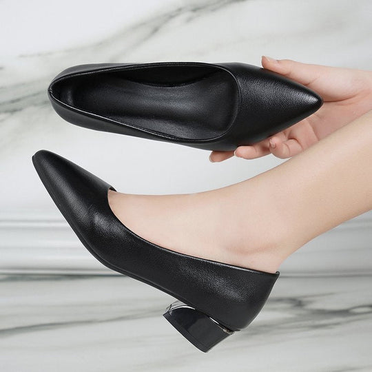 Damen Spitze Pumps mit niedrigem Blockabsatz und eleganter Form