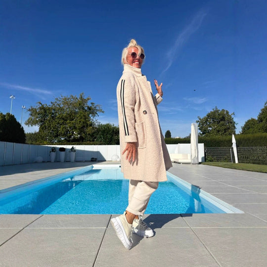Damen Sportliche Longjacke mit praktischen Taschen und Streifenmotiv