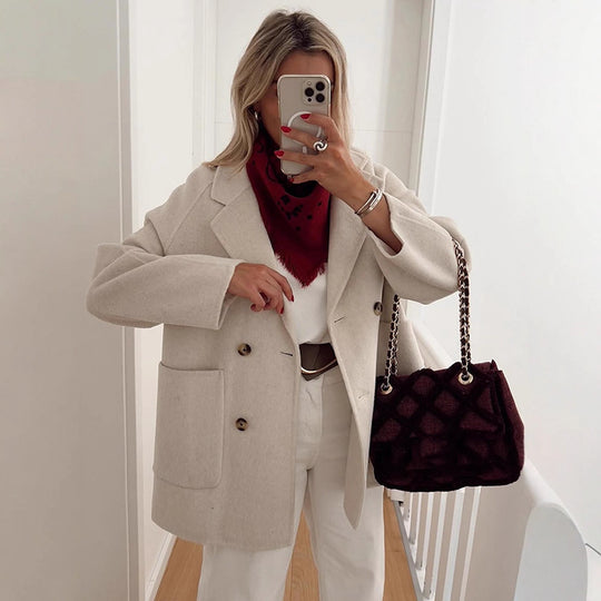 Damen Boxy-Wollmix-Cocoon-Jacke mit doppelreihiger Knopfleiste und weitem Revers Nord Taschen