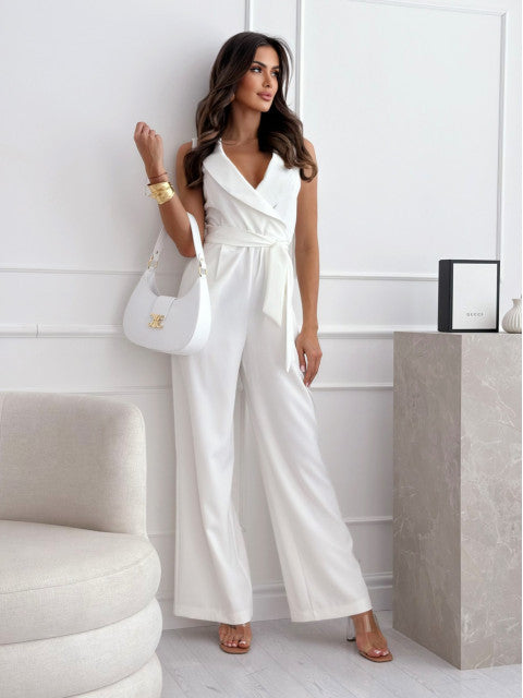 Damen Jumpsuit mit tailliertem Schnitt und Wickeldesign